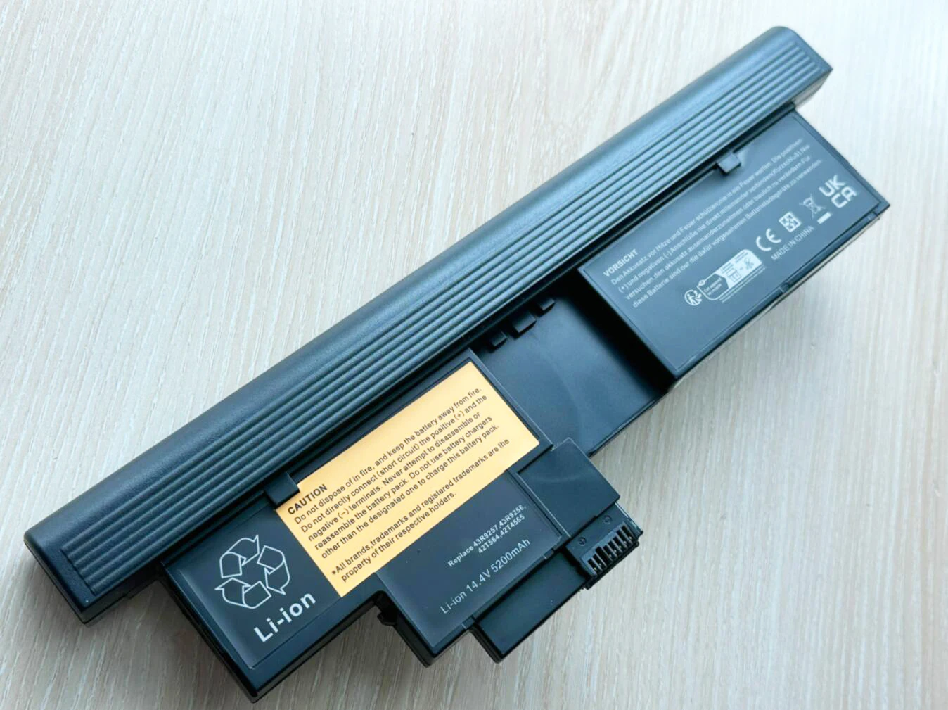 New 8 cell 5200mah laptop battery for Lenovo ThinkPad X200 Tablet   X200T 42T4564 43R9257 43R9256 FRU 42T4658 42T4657