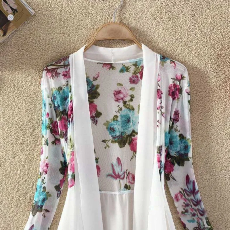 Women Blouses Long Chiffon Blouse Shirts Female Cardigan Sunscreen Floral Printed Ladies Jackets