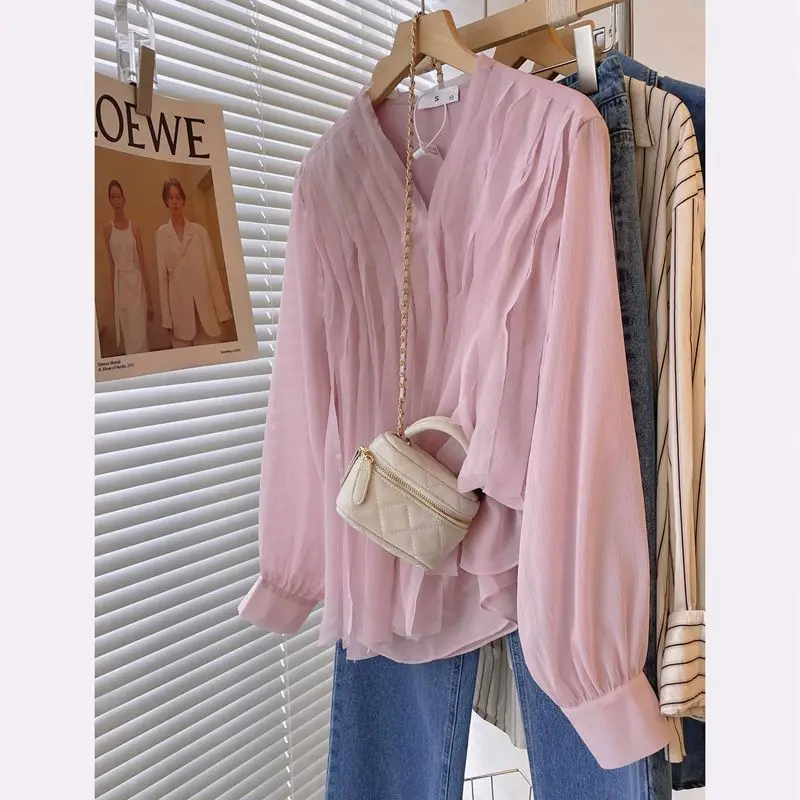 

Сладкая розовая свободная плиссированная рубашка для женщин весной и осенью, шифоновая рубашка с длинными рукавами и v-образным вырезом