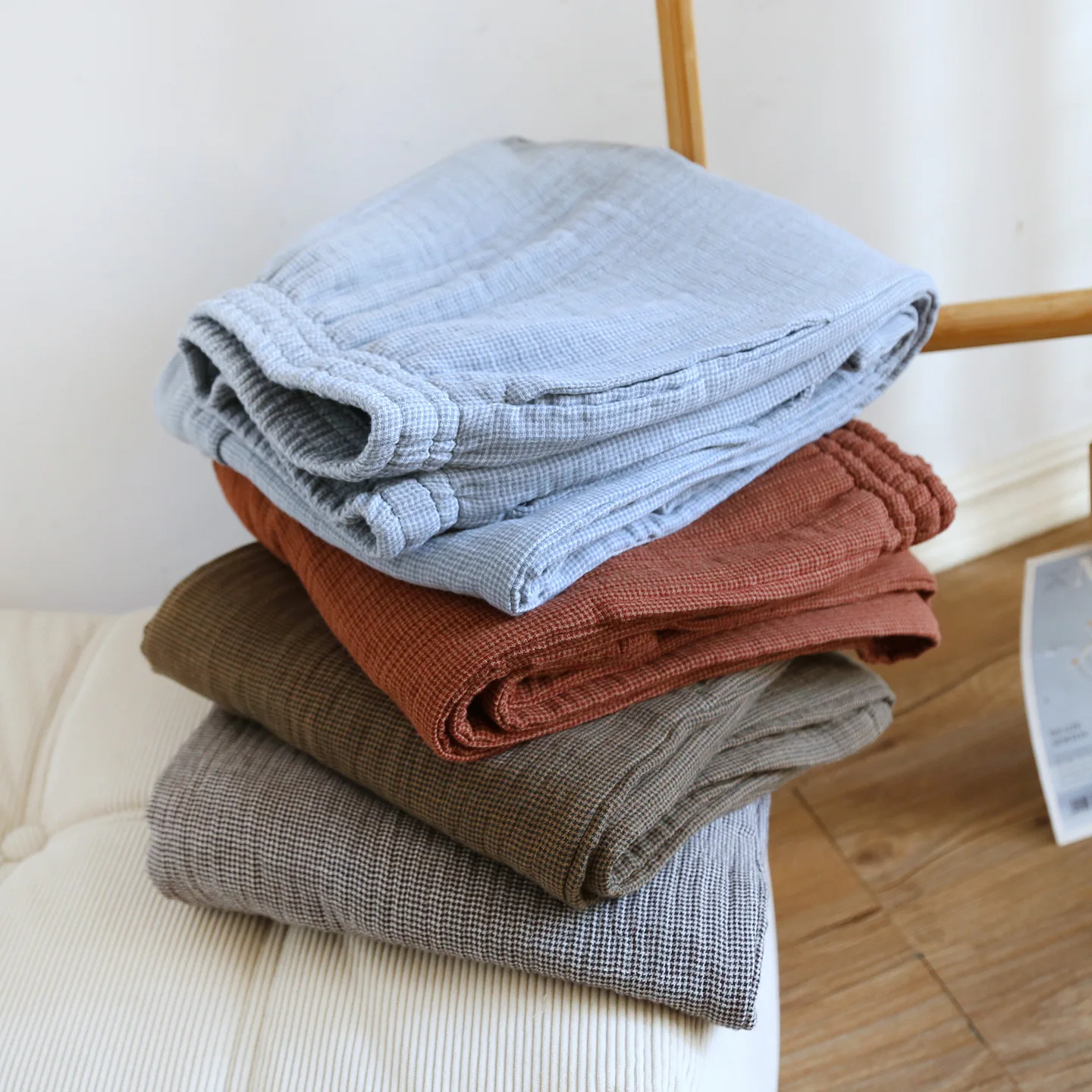 Pantaloni del pigiama addensati da coppia in cotone Garza a quattro strati Abbigliamento da casa per uomo e donna Pantaloni semplici in tinta unita di grandi dimensioni