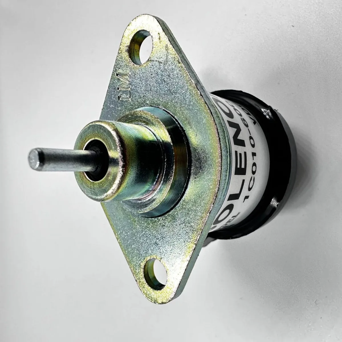 

Поставка производителя 1C010-60015 60017 kubota V3300 электромагнитный клапан пламени 2023, новинка