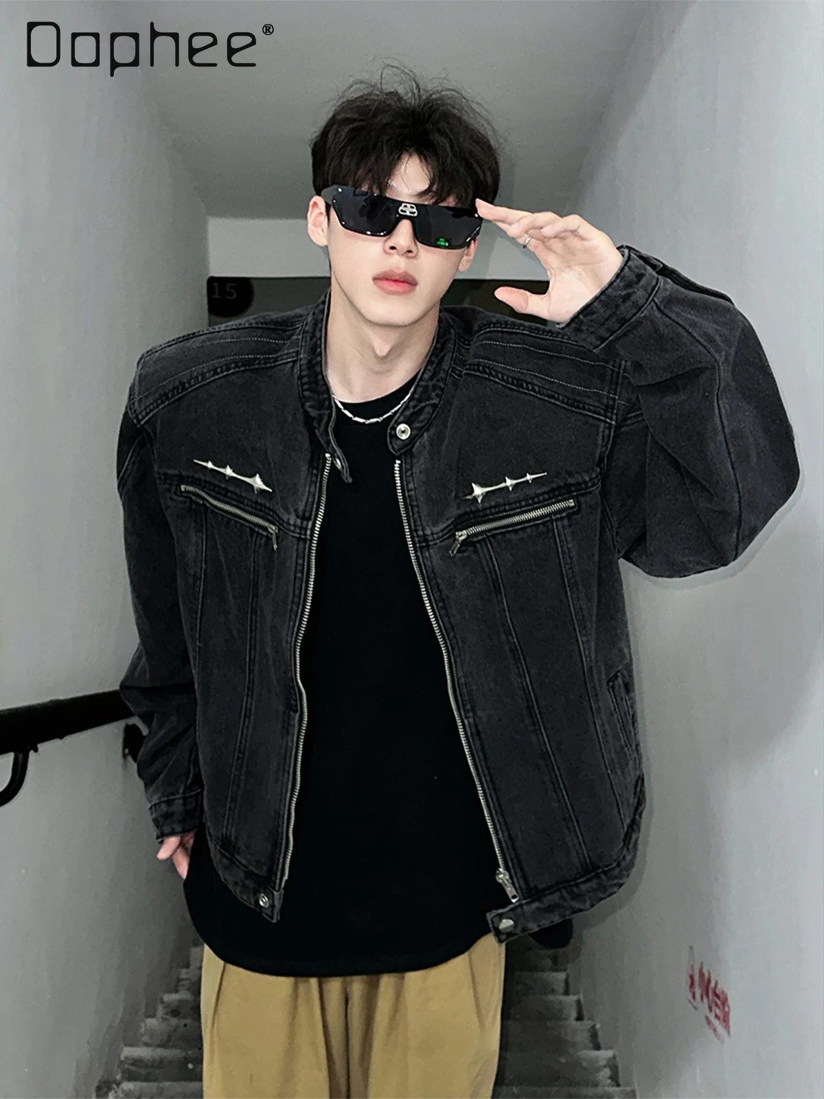 

Spring and Autumn New Men's Black Short Padded Shoulder Denim Jacket American Style Cool Stand Collar Washed Blue Denim Jacket