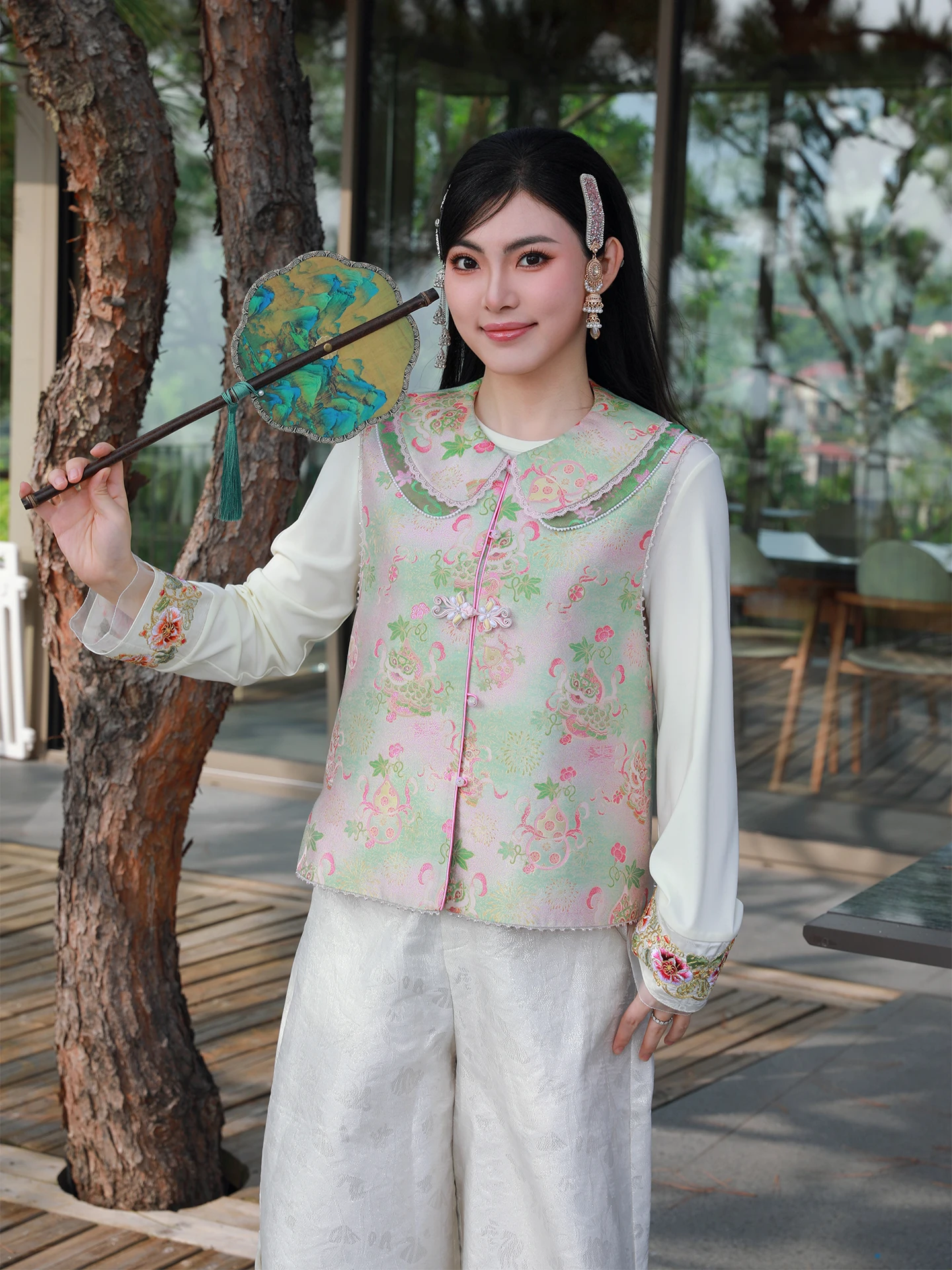 

AW Wang Na Na Silk Long Sve Embroidered T-irt Soft Comfortable Chinese Sle Floral Lace New Middle Faion Top