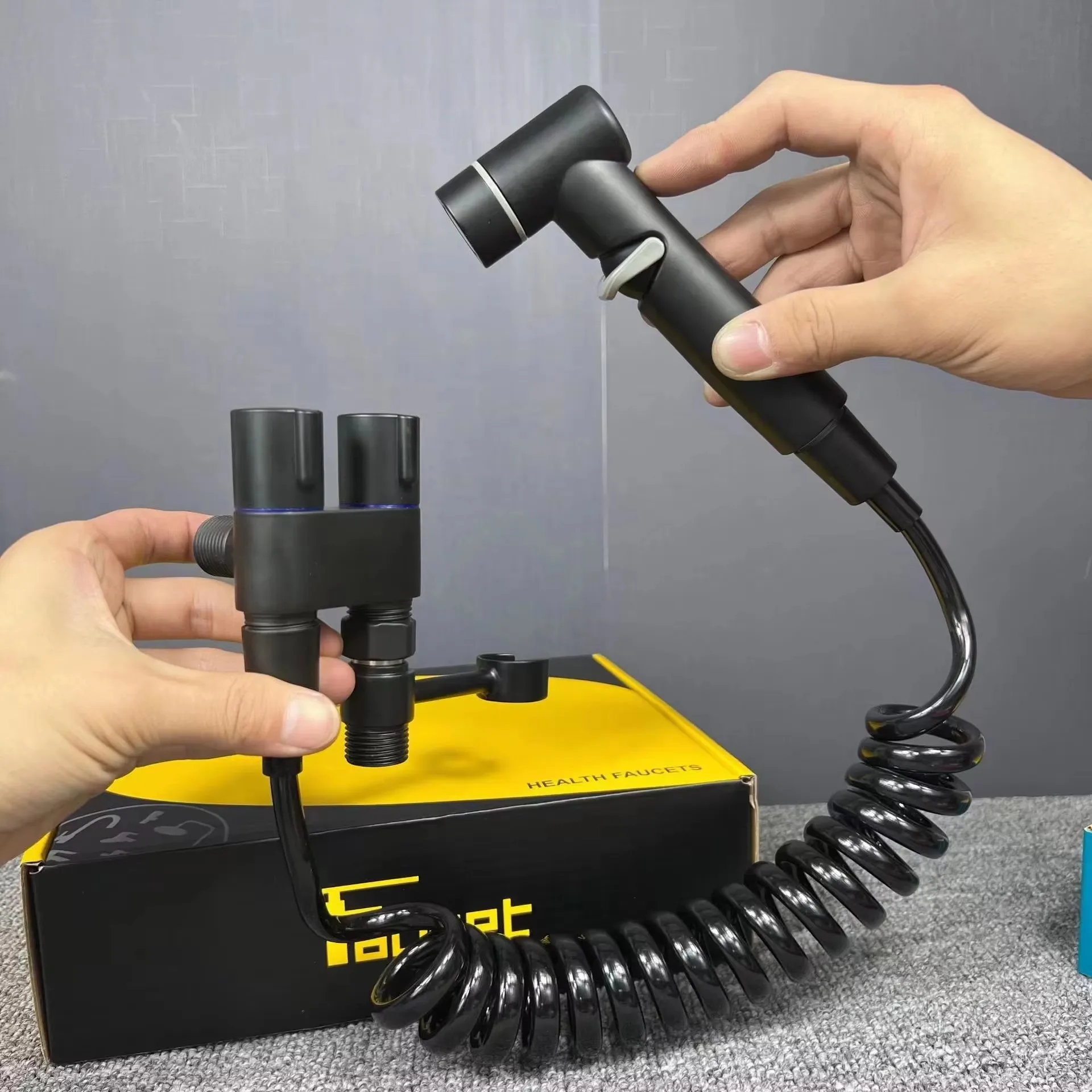 Handheld Bidet Sprayer for Toilet 1-In-2-Out Dual Control Valve Mini Gun gray Dual Control Faucet Hand Shower Bidet for Toilet