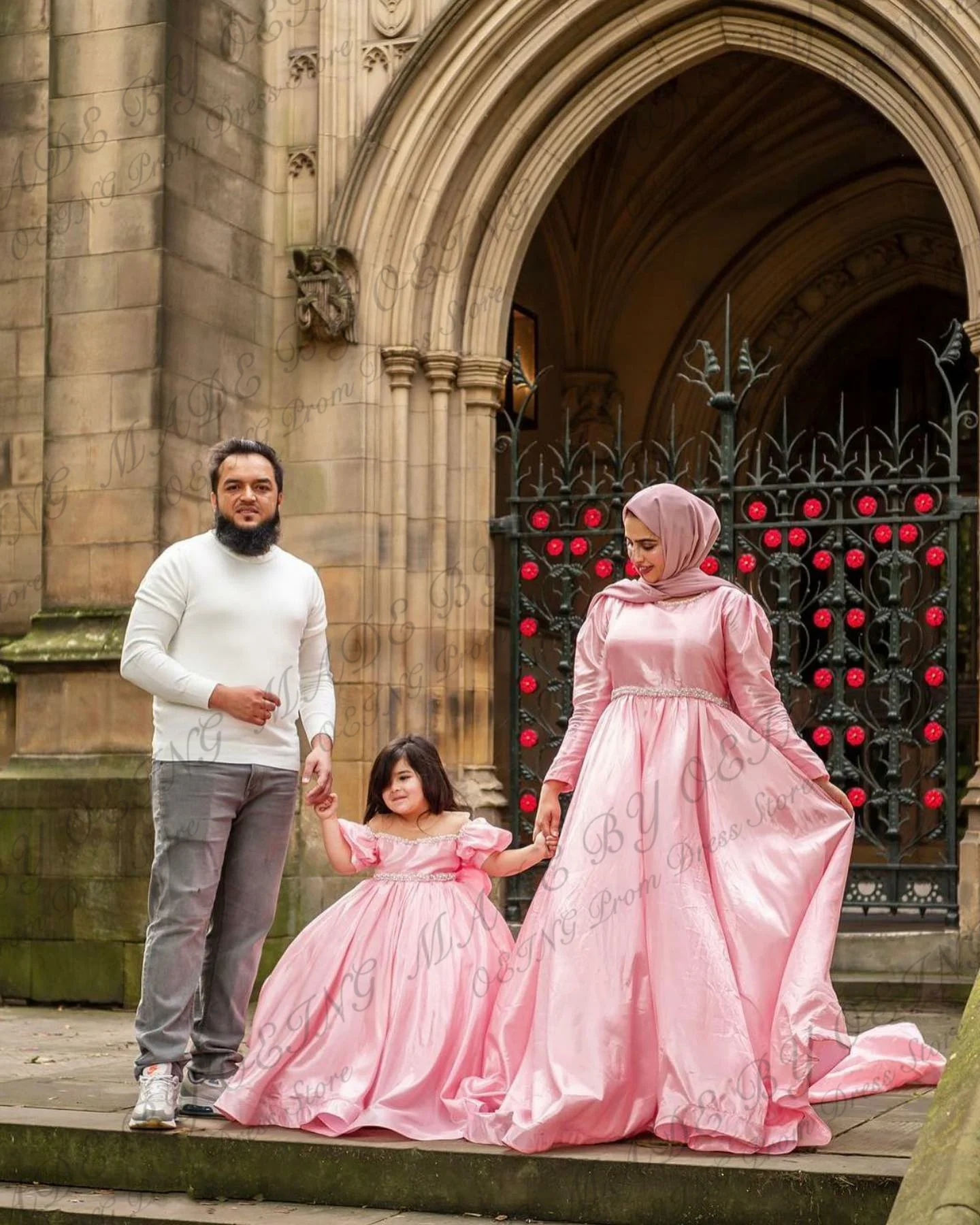 OEING Muslim Mother and Daughter Dress Pink Ruffles Long A Line Birthday Prom Dress Simple Celebrity Family Party Evening Gowns