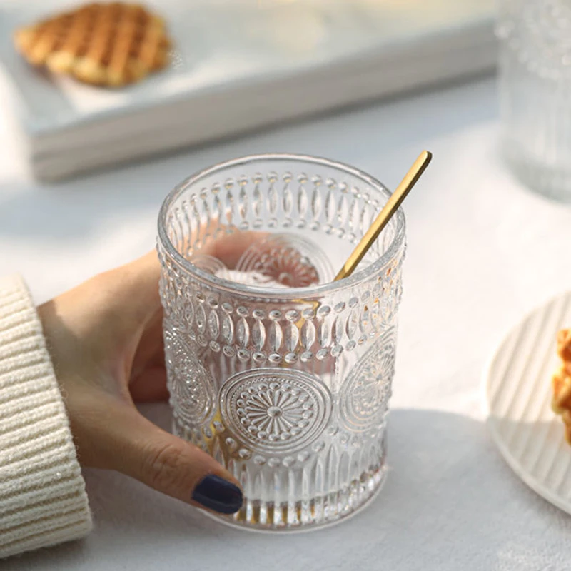 4pcs/2pcs/1pcs Nordic Style Sunflower Water Cup 300ml/350ml Retro Relief Glass Cup French Cold Drink Cups Transparent Juice Cup