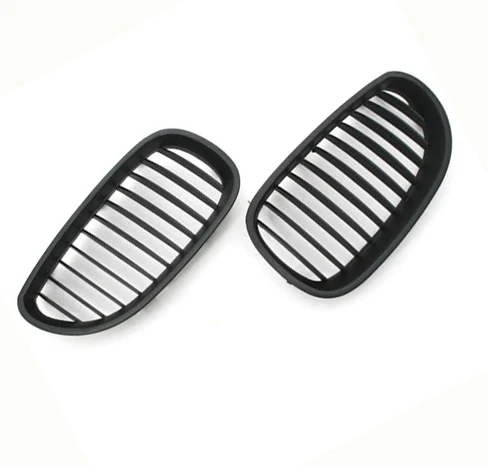 

One Pair of 2 Pieces Euro Style Matte Black Front Grille for E60 04-10 5 Series