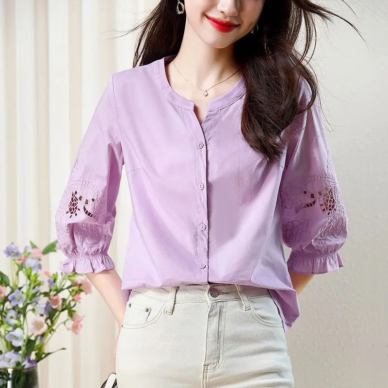 O-넥 자수 할로우 아웃 플레어 슬리브 블라우스, 여성 의류, 루즈한 오피스 레이디 상의, 시크한 블라우스, 2024 가을 신상 패션