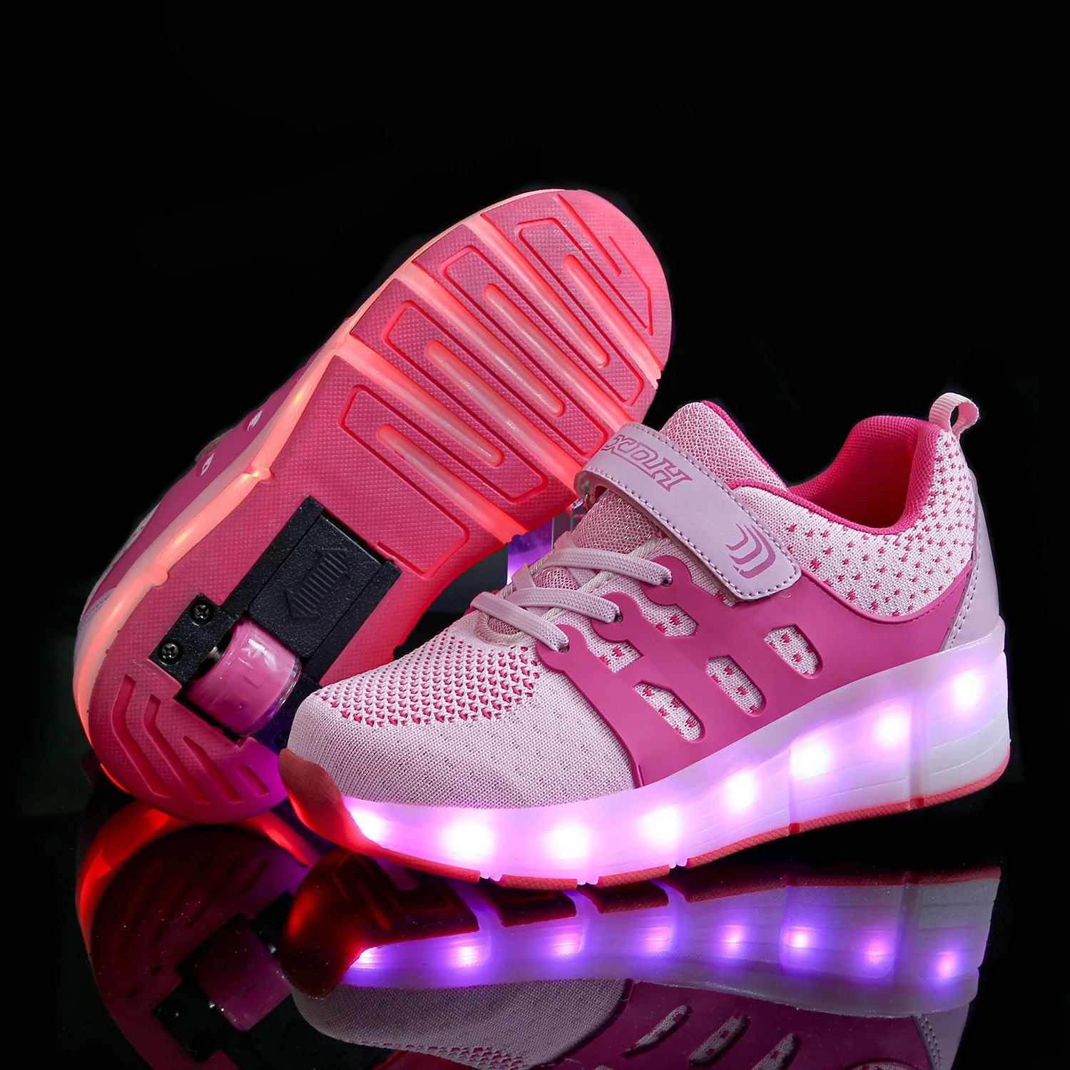 Patins à roulettes en maille respirante avec chargement USB pour enfants, chaussures à LED pour garçons et filles, baskets à la mode pour enfants, taille 28-40