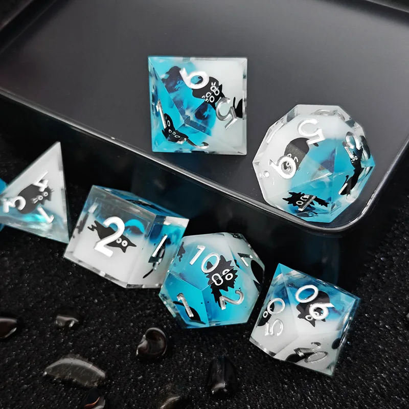 

Набор кошачьих кубиков из смолы Dnd для Dragon and Dungeon Cthulhu Game Coc Running Group Настольная игра Кости Кошачьи кубики D20 D6 Edge Dices Cube