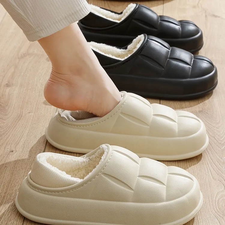 

Winter Home Cotton Shoes 2025 Women's Thickened, Anti Slip, Waterproof, Snow Proof, Warm External Wear Cotton Slippers For Men