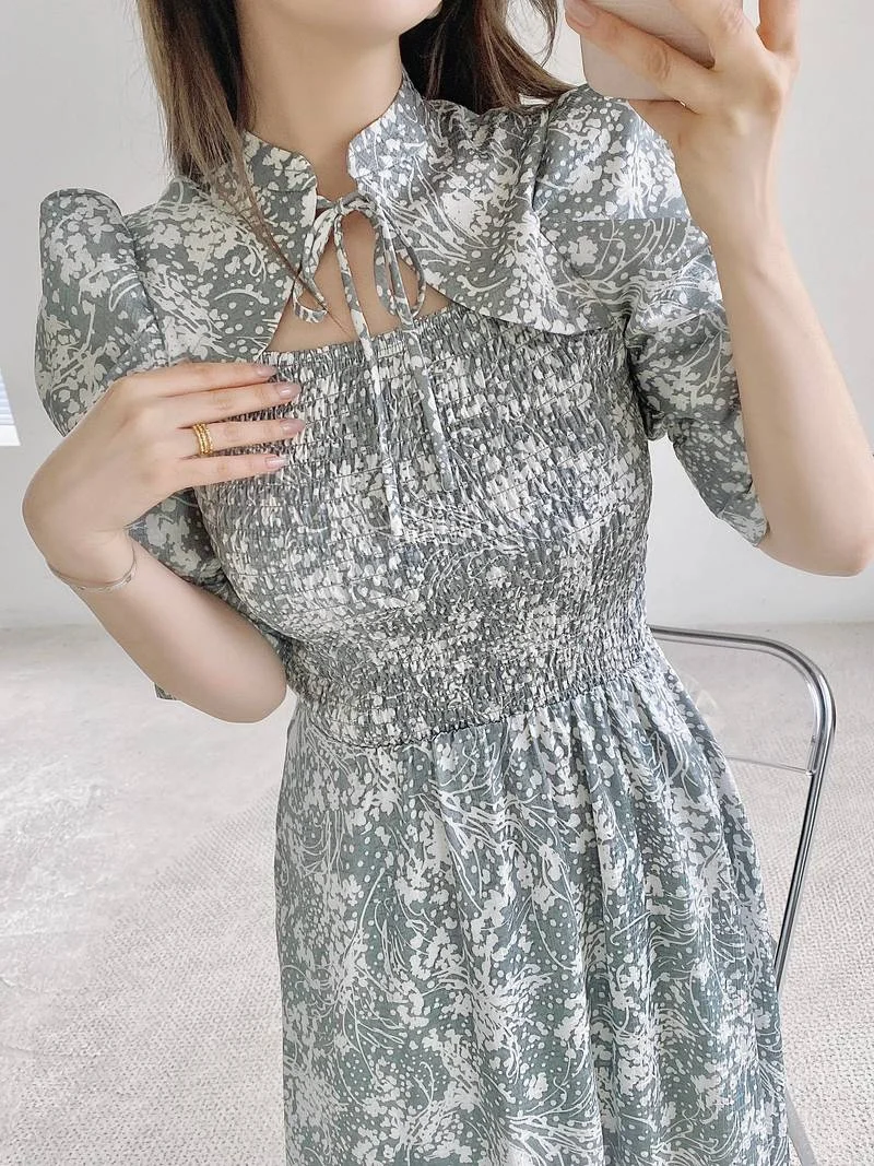 

Kuzuwata Stand Collar Lace Up Hollow Out Half Flare Sleeve Vestidos Elasticity Empire Printed Slim Dress Japanese Gentle Robes