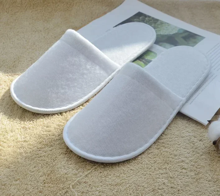 White Disposable Slipper Non-Slip House Slippers Individually Packaged Unisex Brushed Slides for Hotel Travel Households Shoes