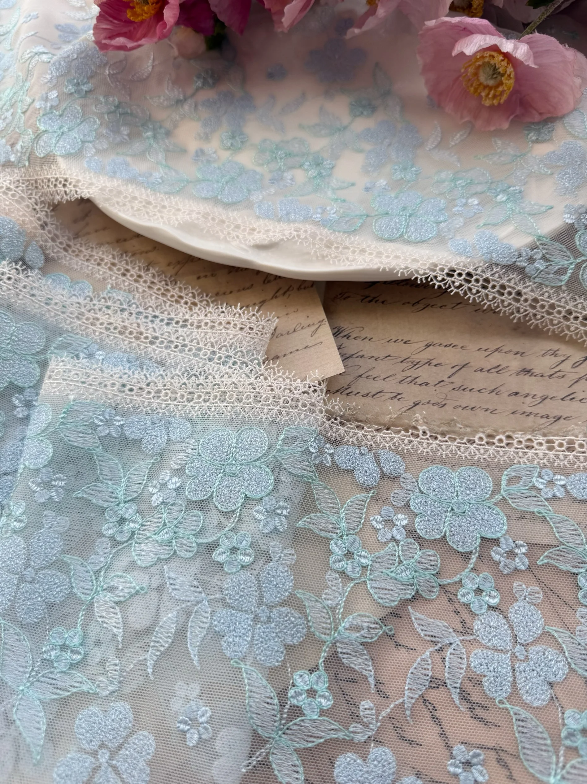 garniture-en-dentelle-lourde-soluble-dans-l'eau-sous-vetements-brodes-accessoire-de-cheveux-dr-tissu-a-motifs-floraux-pour-bricolage-crts