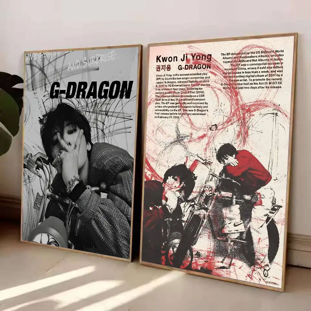 ملصق حائط فني عالي الدقة من Singer Hot Kpop G-G-Dragon مقاوم للماء بطباعة ذاتية اللصق. ديكور غرفة المنزل الجمالي لغرفة المعيشة