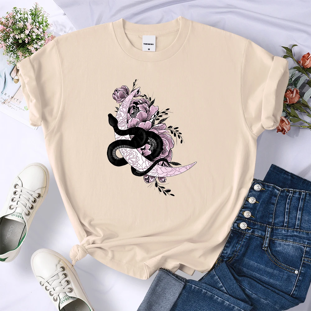 Moon Snake Retro Y2K Creativity Print Women T-Shirt Street Summer Crop Tops Cool Sport Clothes Fashion Casual T Shirt Female