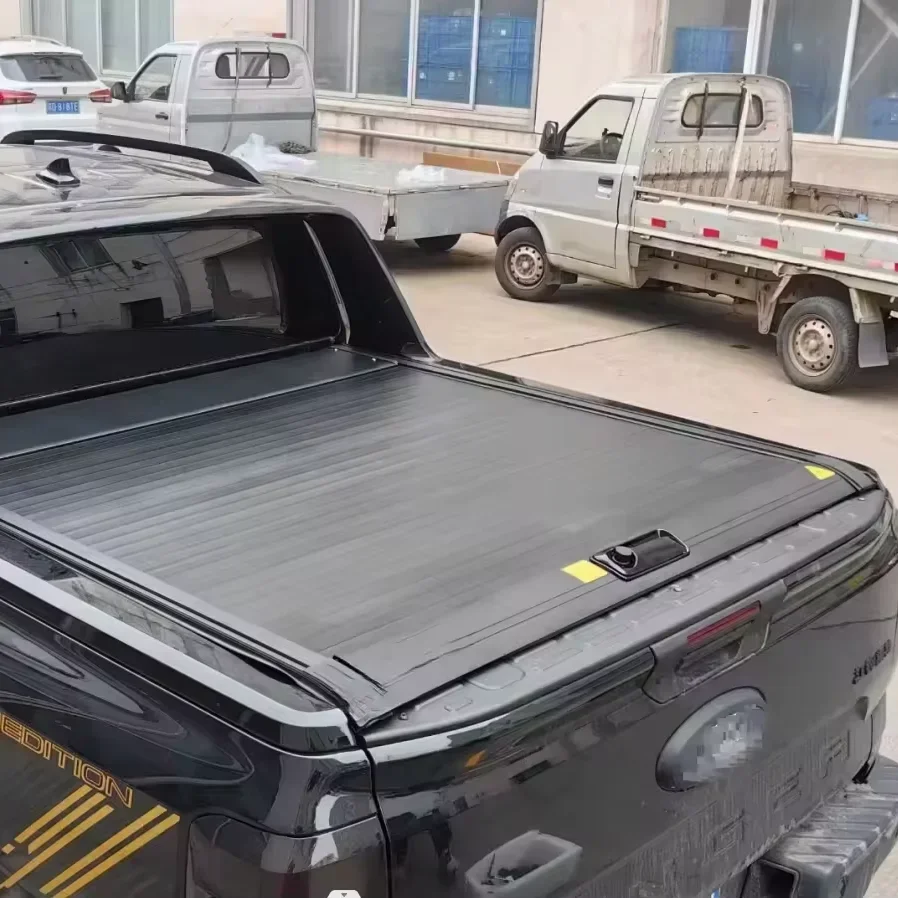 Wholesale Cheap Price Universal Pickup Truck Tray Cover Manual Hard Toneau Cover For Hilux Ford Ranger