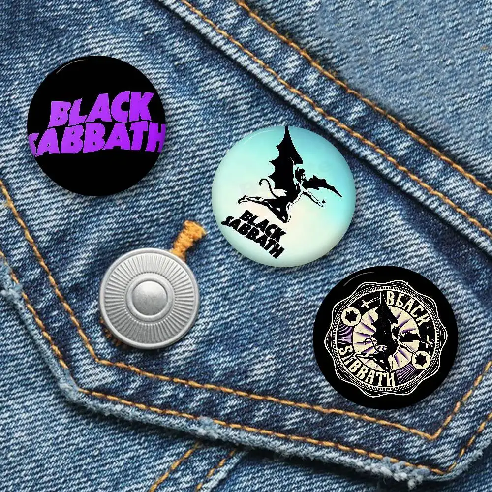 B-Black S-Sabbaths Band Customizable Soft Button Pin For Women Creative Jewelry Funny Badge Cartoon Lover Hat
