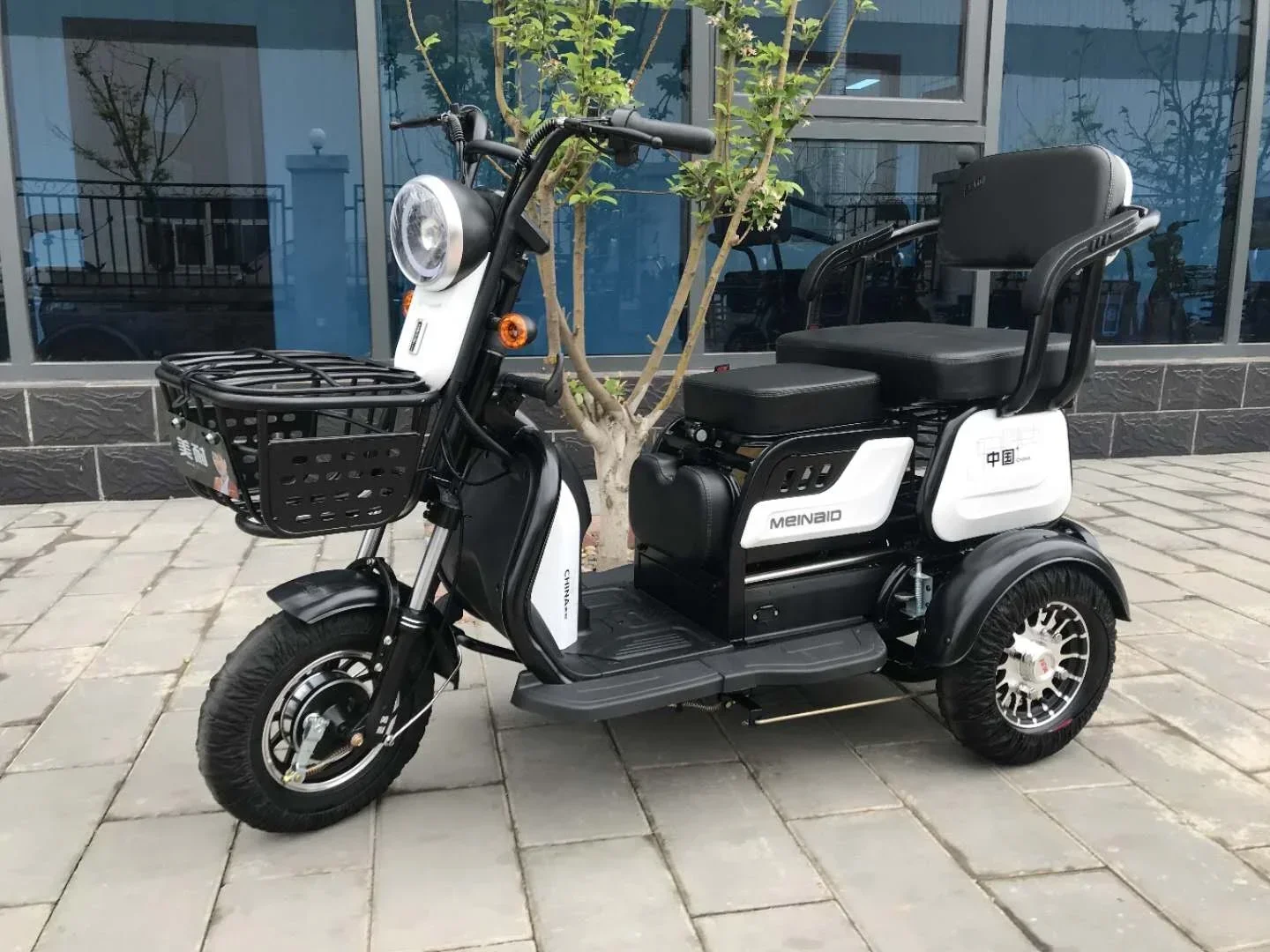 

Sell Well 2024 Yaoxunda New Model 3-Wheel Electric Passenger Tricycle From China 800W Power Open Body Type With EEC Certificatio