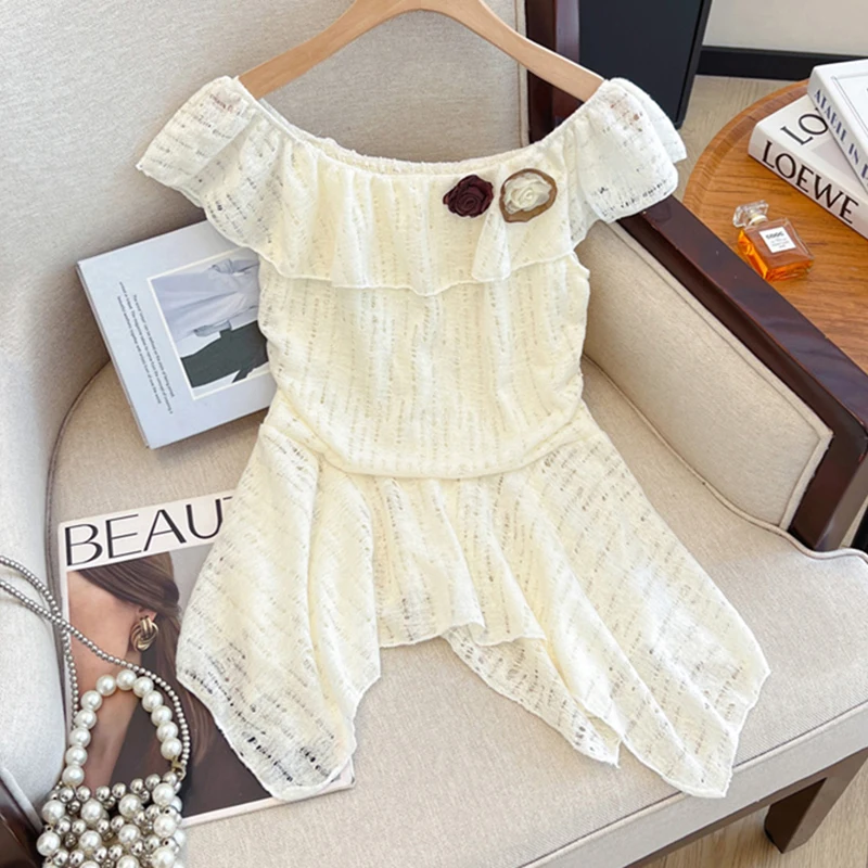 

Новая женская летняя футболка с 3D-цветочным принтом, асимметричным вырезом, приталенная, с открытыми плечами, в стиле кавайи, с оборками и складками, в стиле преппи