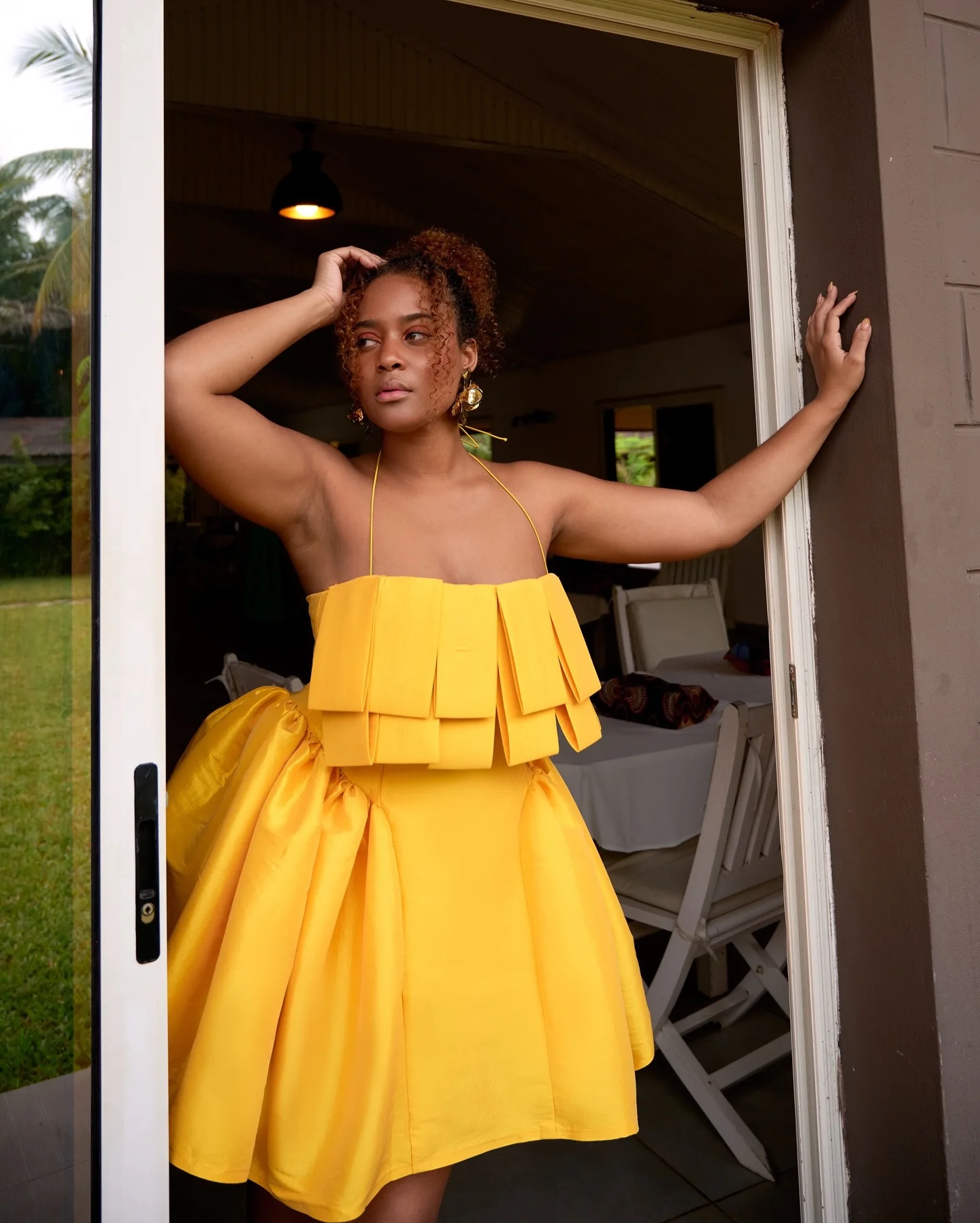 Los más nuevos vestidos de verano hinchados de satén Aso Evi tafetán volantes Mini vestido de fiesta de cóctel mujeres Seay Halter vestidos formales de graduación