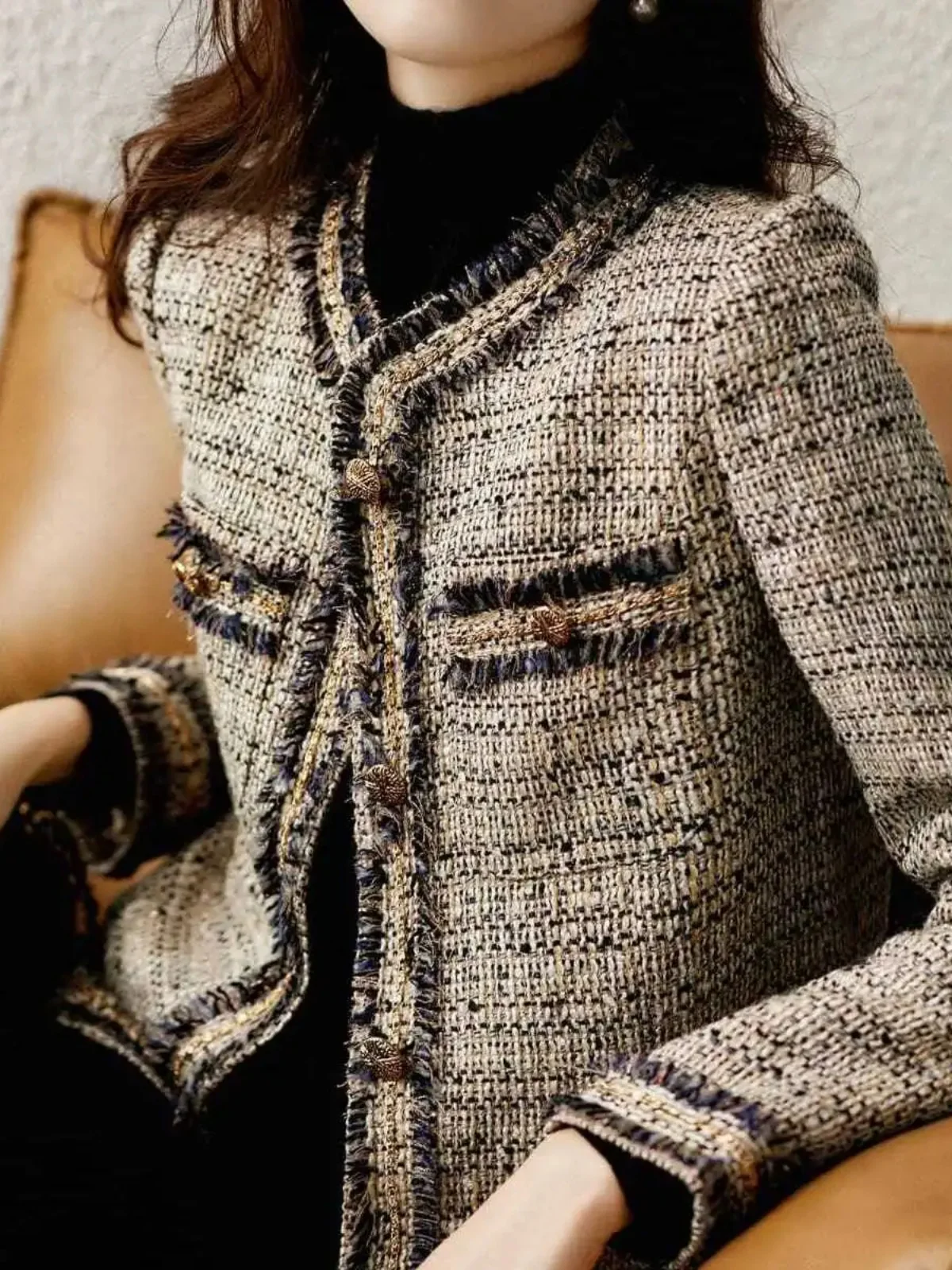 Fashionable Short Coat Women's round Neck Lace Trim Thick Tweed Autumn Winter New Style Small Fragrance Style Versatile Top