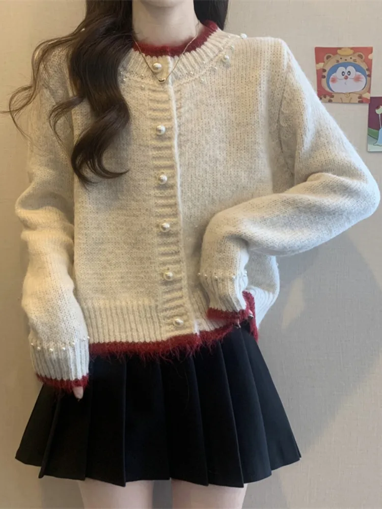 Czerwony sweter damski z dzianiny, luźny, okrągły dekolt, zapinany na guziki z perłami, wiosenny, modny, do pracy, długi rękaw, sweter, płaszcz, top.