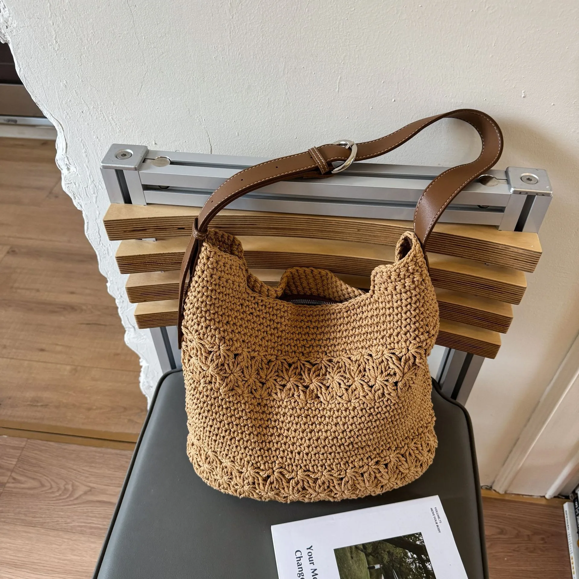 casual-large-capacity-woven-beach-bag-women's-single-shoulder-tote-bag-commuter-satchel-handbag-fashionable-summer-2026