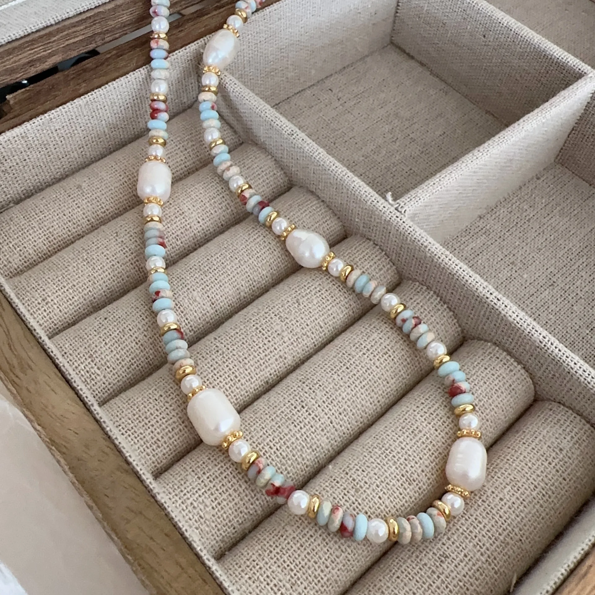 

Handmade Woven Natural Stone Beadeds Chain Pearl Necklace Luxurious Accessories for Women's Necks Fashion Jewelry Chroma Choker