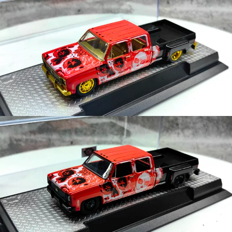 

Diecast M2 1/64 Scale Day of The Dead Chevrolet Extended Low-profile Racing Pickup Alloy Car Model Collectible Toy Gift Souvenir