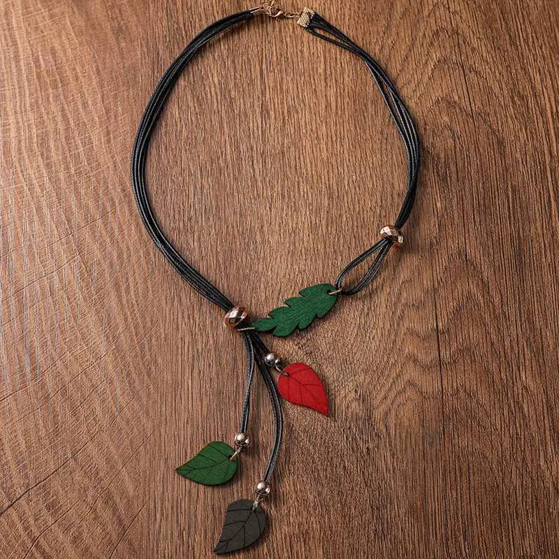 Bohemian ethnic style wooden leaf pendant necklace retro women's cross-border new popular jewelry wholesale