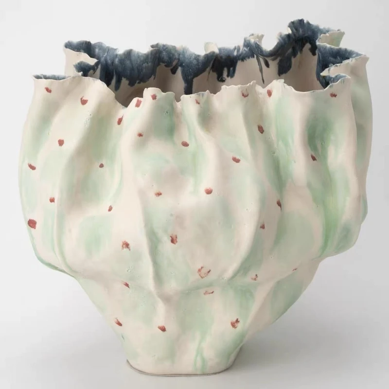 Handmade ceramic vase wabi-sabi wind B & B model room guest restaurant flower arrangement decoration