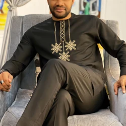 New In 2 Piece Men Suit Long Sleeve Embroidery Men Fashion Top and Pants Set Dashiki Party Wedding Designer Male Clothing