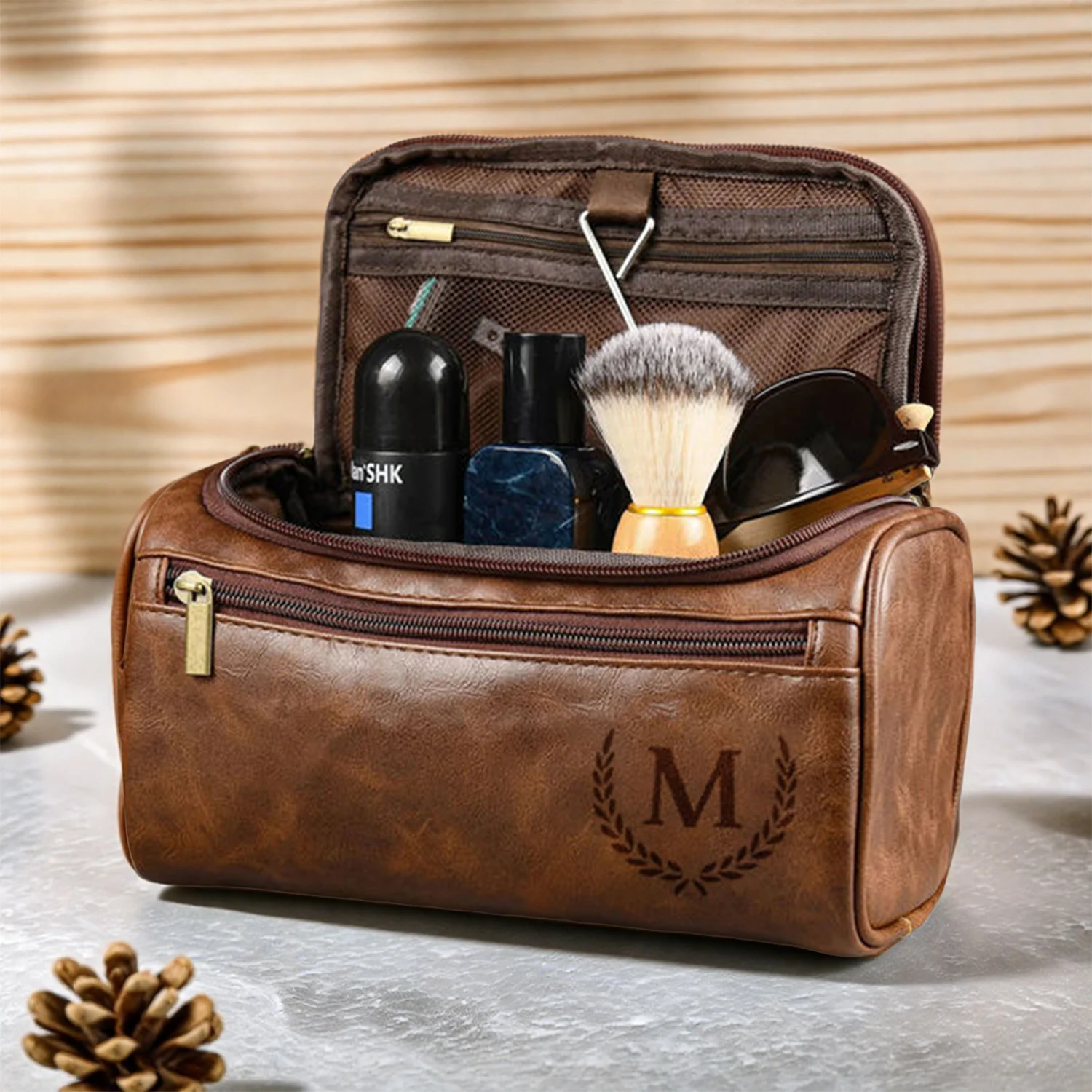

Personalized Capacity PU Leather Toiletry Bag Custom Men's Travel Hanging Organizer Groomsmen Birthday Bachelor Gift