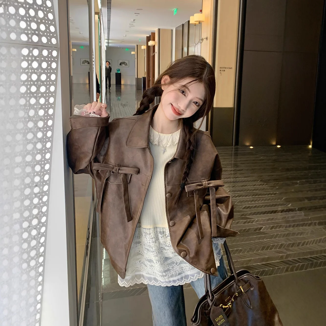 American Retro Bow Lace Up Leather Jacket Women 2026 Spring  Autumn Spicy Girl Casual Loose Coat Classic Lapel Long Sleeved Top