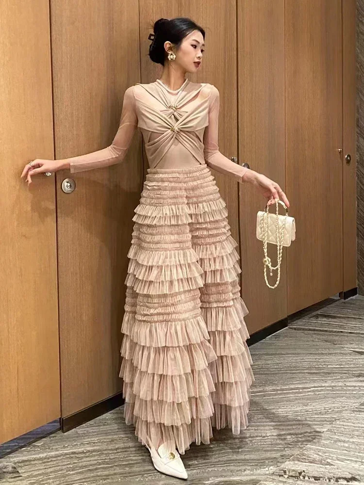 

Sexy Women's Fashion Elegant Dress Hollow Out Metal Button Stack Lace Spliced Waist Irregular, Spring 2024 New