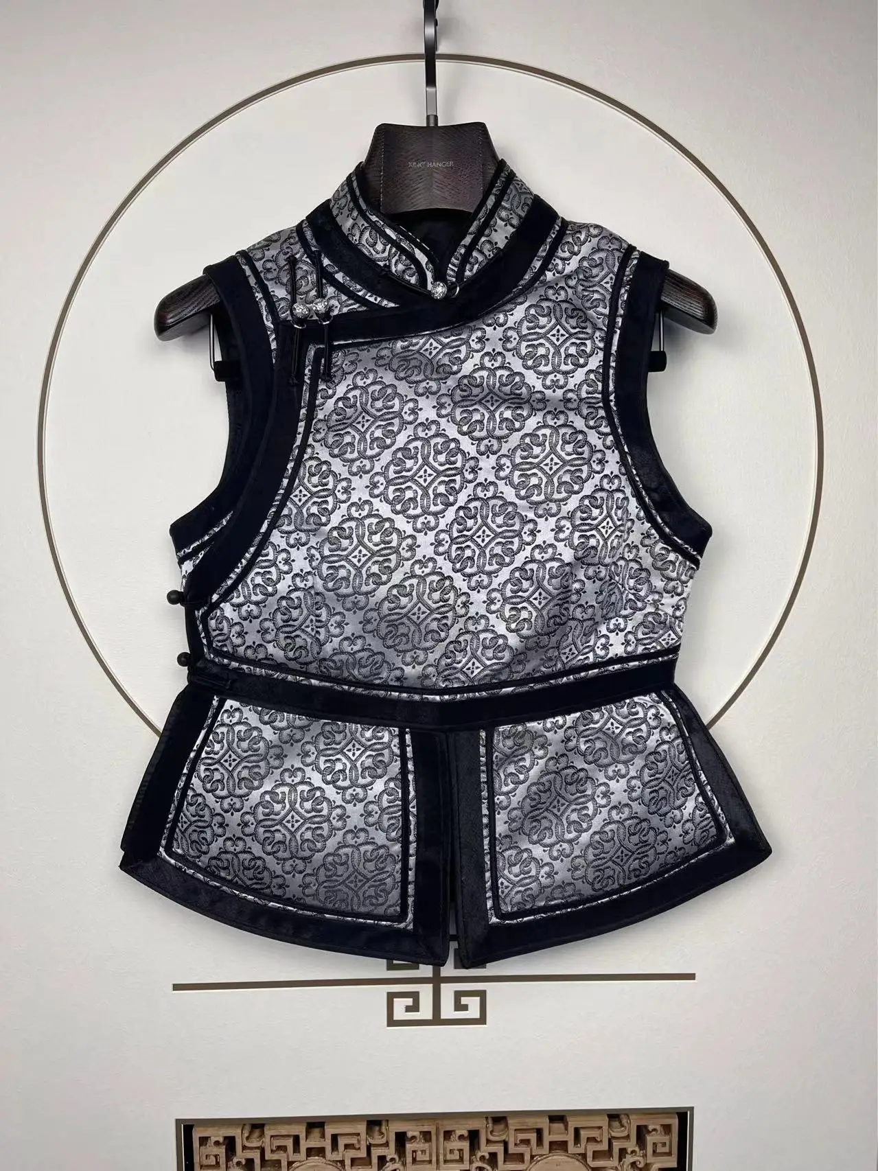 Ethnic Style Women's Clothing Spring and Autumn Tops Mongolian Vest Women's Fashion Vest Cardigan New Product