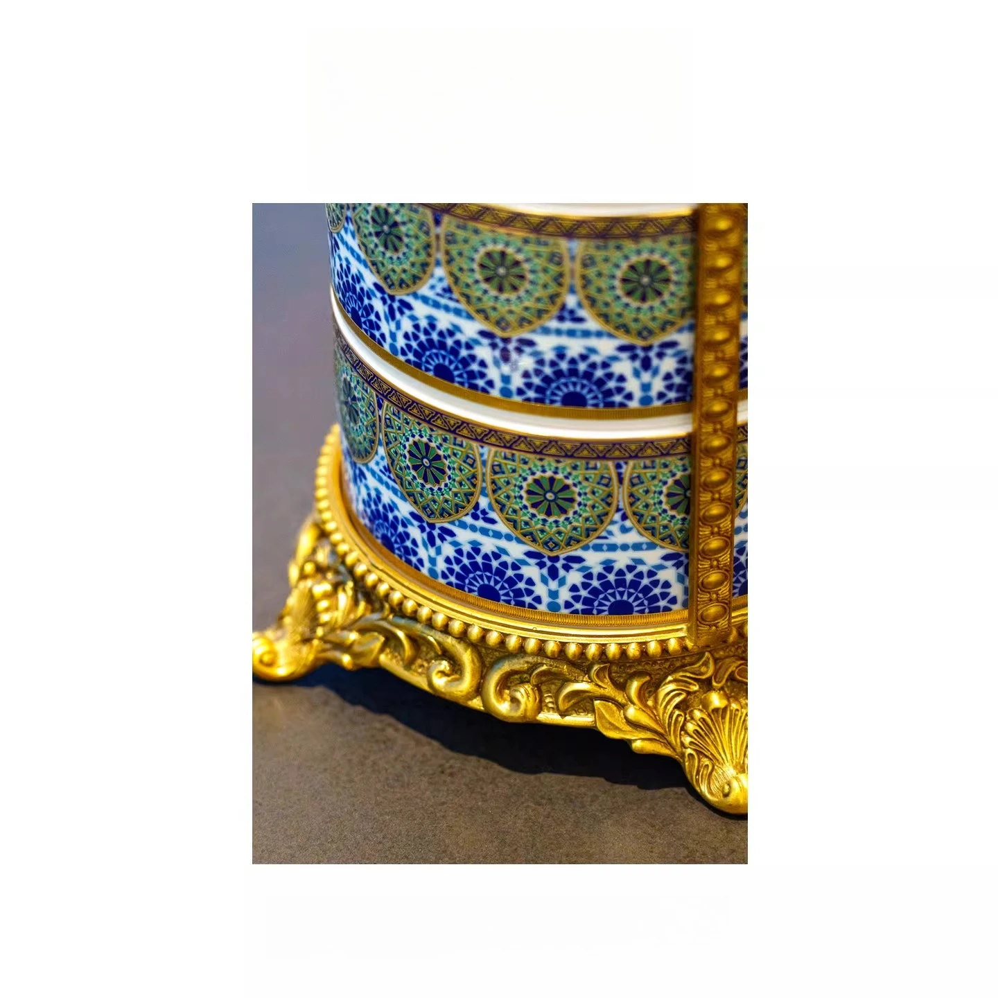 New Chinese light luxury food box, multi-layer portable high-end living room coffee table ceramic basket dim sum box storage