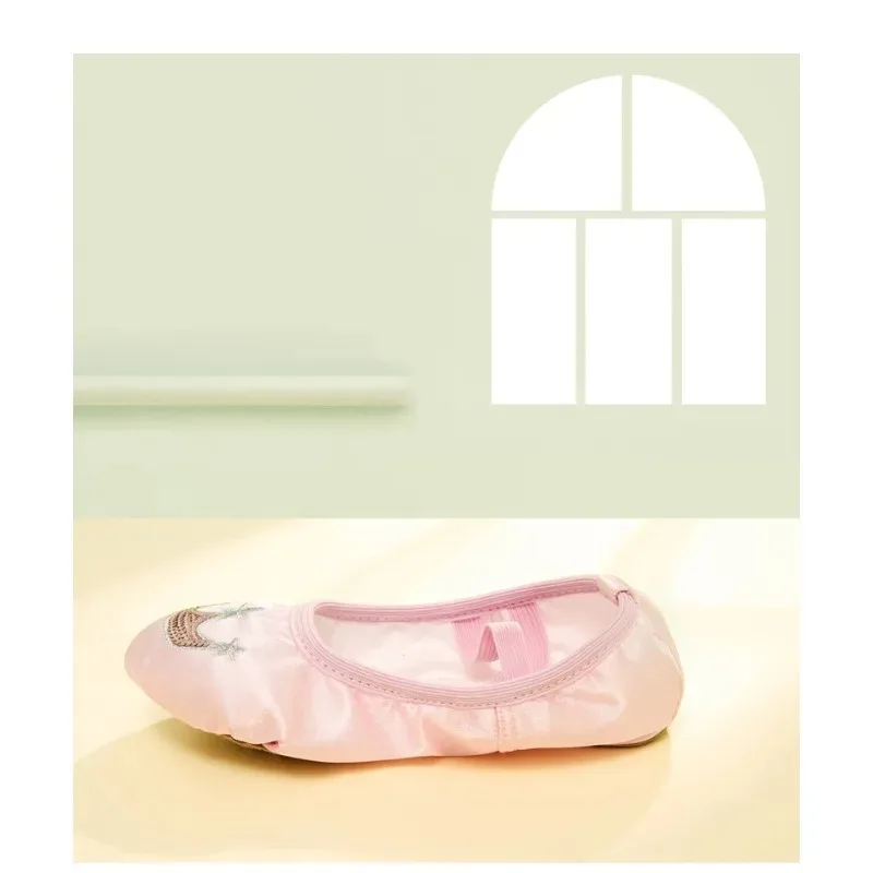 Kids Elastic Slip On Ballet Shoes Soft Sole Dancing Slippers for Girls Toddler Practice Footwear for Dance Training Stage Daily