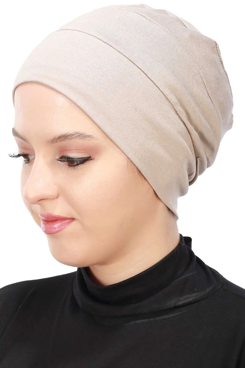 Béret en vison, modèle hijab