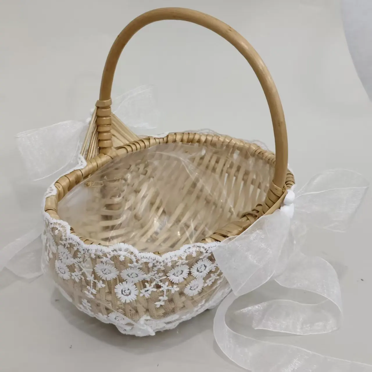 Western-style romantic flower girl bridesmaid wedding gift advanced basket practical birthday gift flower basket image 5