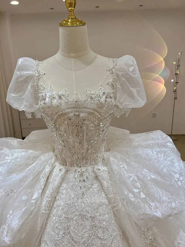 A new light luxury dress with high-quality main fabric and large-sized tailline