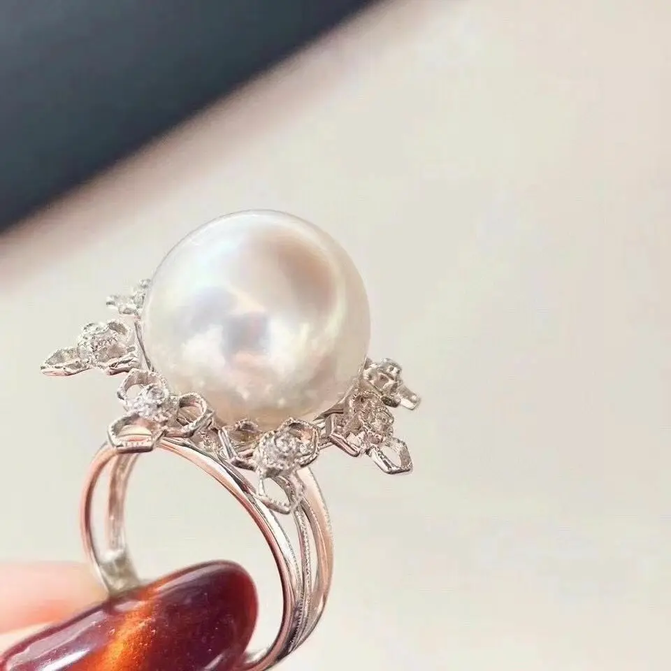 

Gorgeous 11-12mm South Sea Round White Pearl Ring 925s