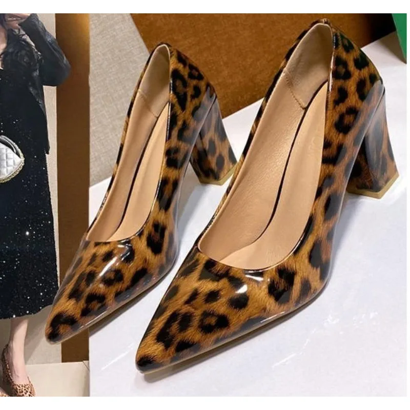 

Women Pumps Pointed Toe Pumps Slip-OnThin Heels Patent Leather Party Wedding Office Lady Chunky Heel Leather Shoes