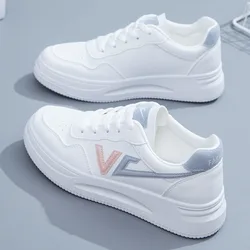 Alphabet White Shoes Women 2025 Spring New Girls Style Women Sneakers Slip on Casual Bread Platform Shoes Zapatos De Mujer