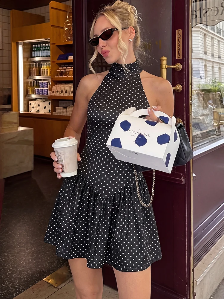 Nouvelle Robe Courte d'Été pour Femme, Mini Robe Noire à Pois, Col Roulé, Sans Manches, Taille Haute, Épaules Dénudées, Idéale pour Soirées et Clubs