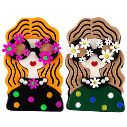 New Flower Glasses Lday Acrylic Brooches for Women Cute Long Hair Female Brooch Badge Pins Casual Jewelry Cutsome Accessories