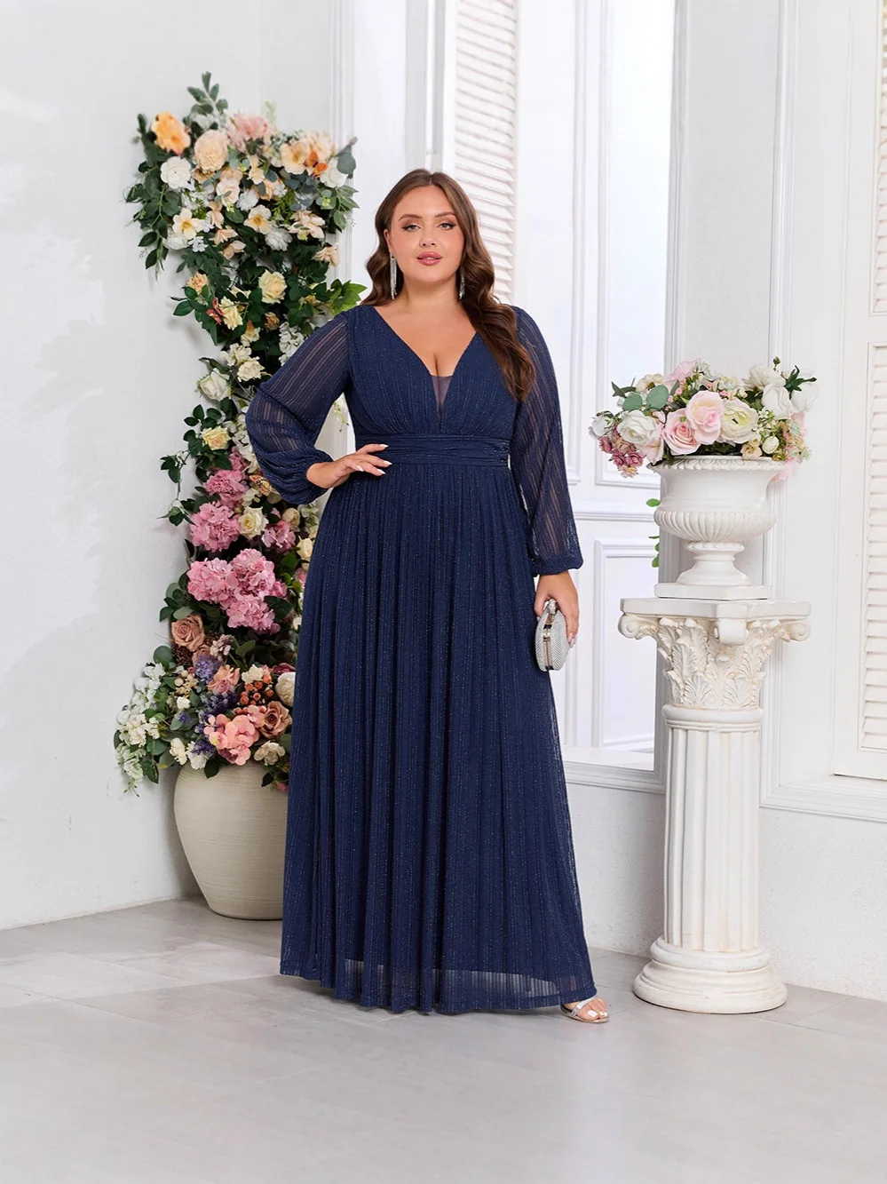 BKQU 심플 플러스 사이즈 이브닝 드레스 여성용 긴 소매 반짝이는 주름진 A라인 브이넥 풀라이닝 백 지퍼 이브닝 가운