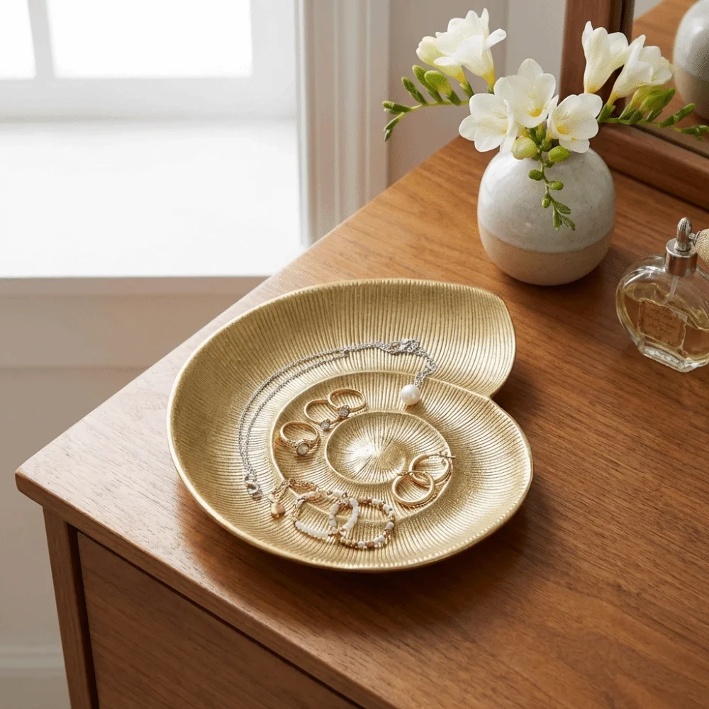 

Delicate Seashell Wooden Storage Tray Decorative Retro Jewelry Display Tray Conch Shape Leaf Storage Plate Party Serving