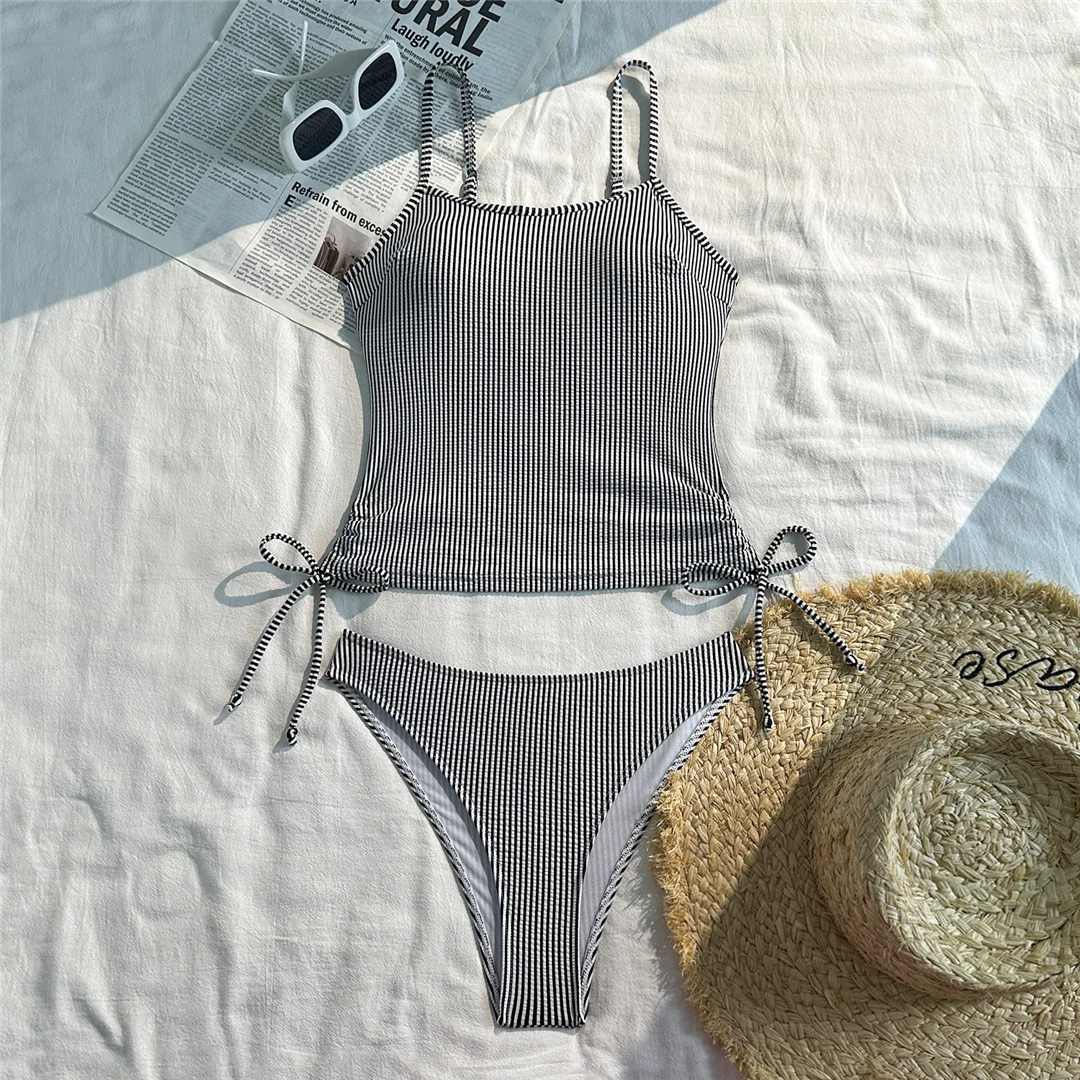 Gestreifter Tankini-Bikini mit hohem Beinausschnitt, zweiteiliger Badeanzug für Damen, gepolsterter Badeanzug, Badebekleidung, Modell V7443. – Detail 13